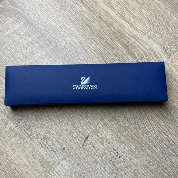 RARE Swarovski bracelet - Picture 3 of 5